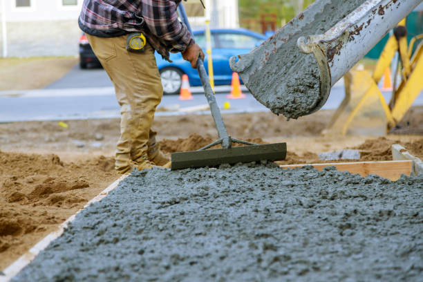 Best Concrete Slab Construction in Calverton Park, MO